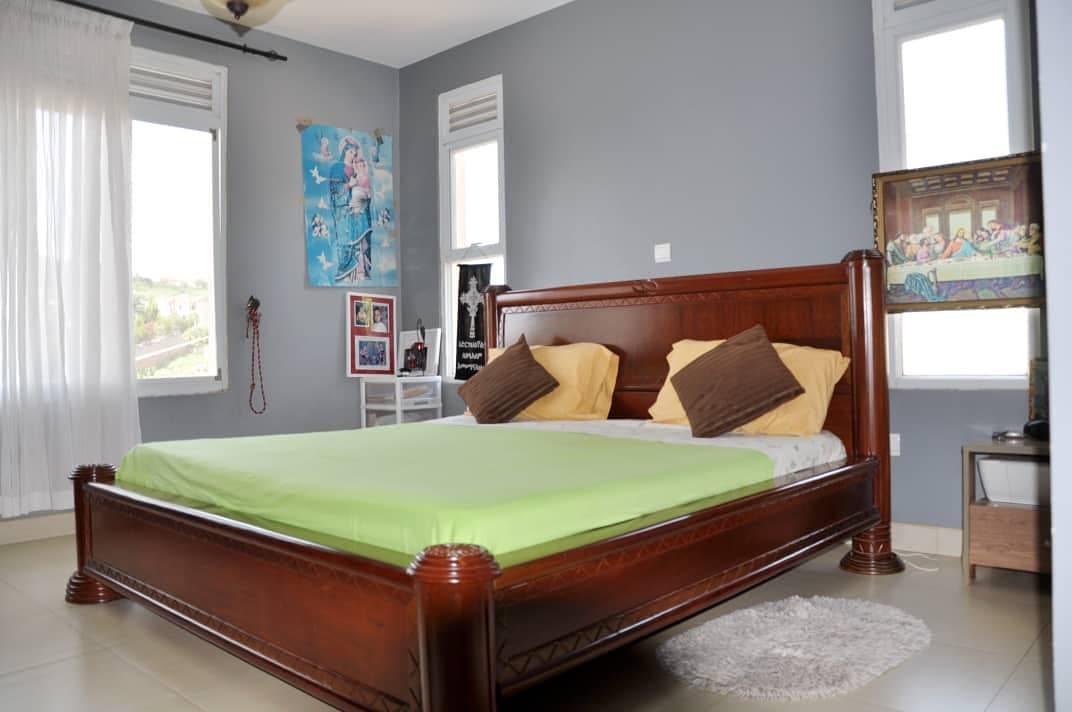 231147209_1197836694018717_6205740172757096419_n