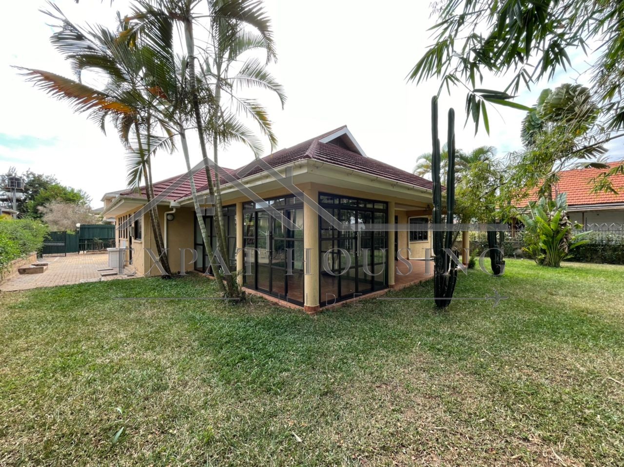 311434646_109814361910368_982542356684968494_n