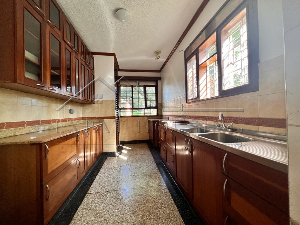 WhatsApp Image 2023-05-13 at 6.48.42 PM (2)