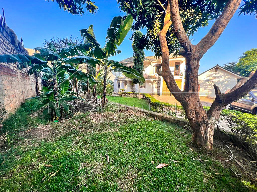 1220c391-b67d-47c1-95a3-230947e96c16