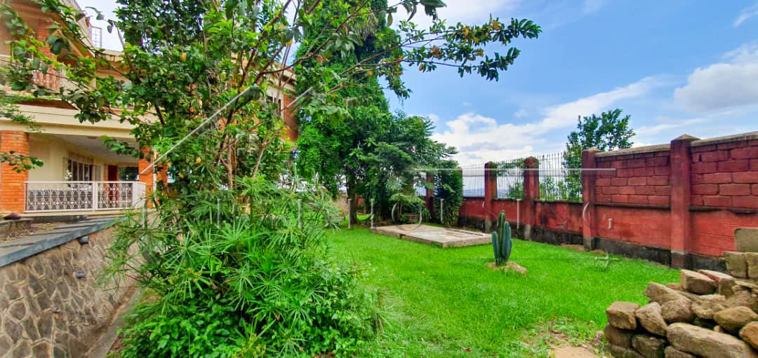 34f3caa7-8368-4e66-85f9-f46e955270f0