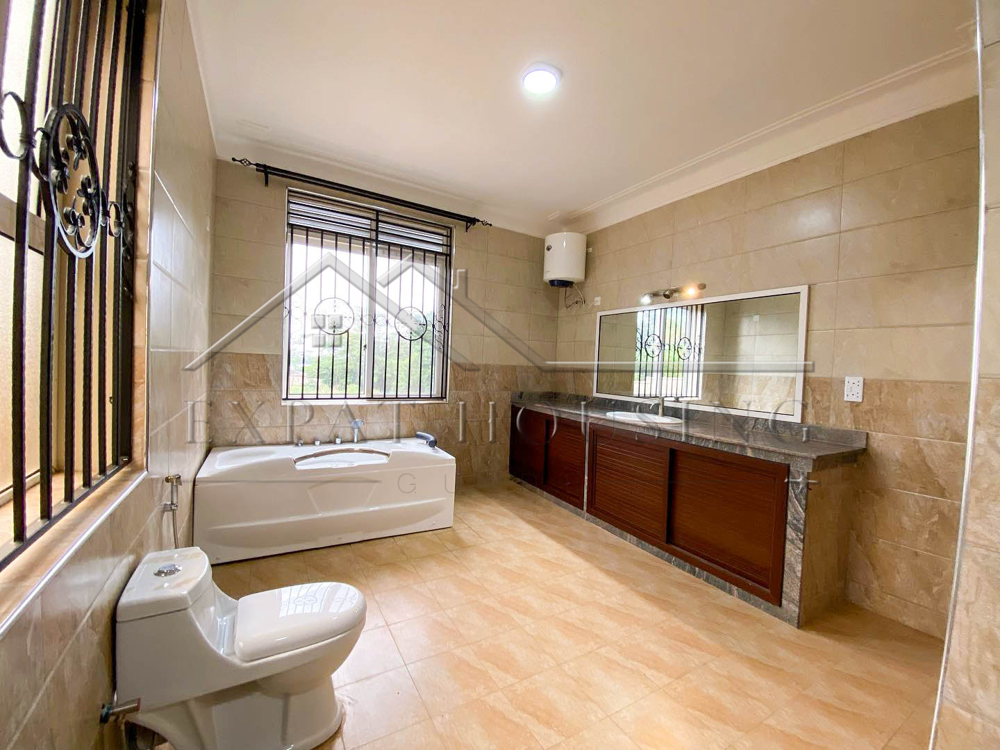 366486457_729939629143867_2696216413927489324_n