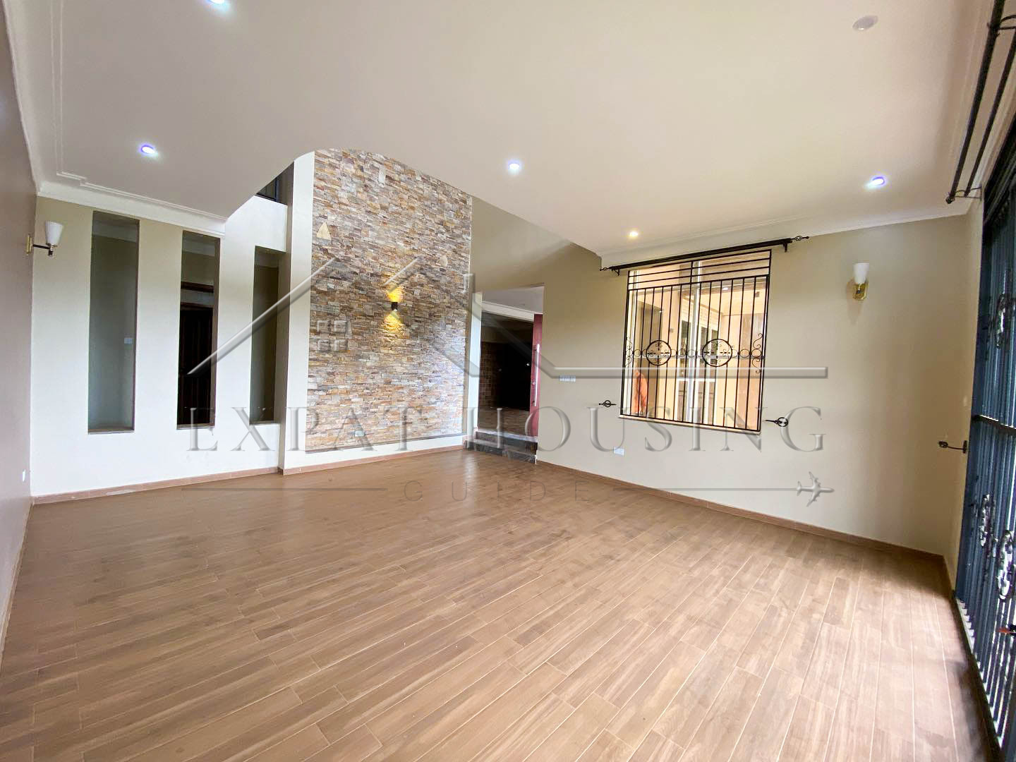 366632517_729939625810534_6605871817645670947_n