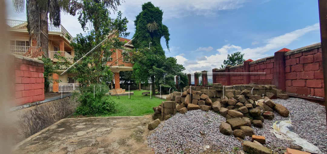 6fdc3807-772f-4624-ac3b-99949160c4b1