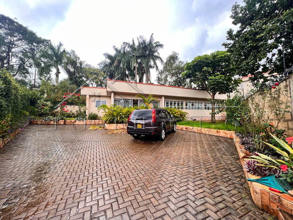 3Bedroom House For Sale