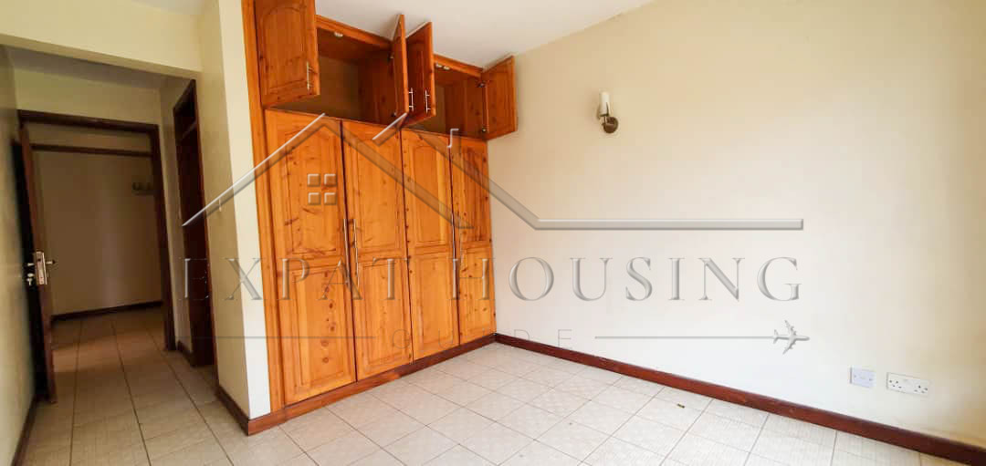 835ebfc4-5a7d-4316-8585-08fab3343a05