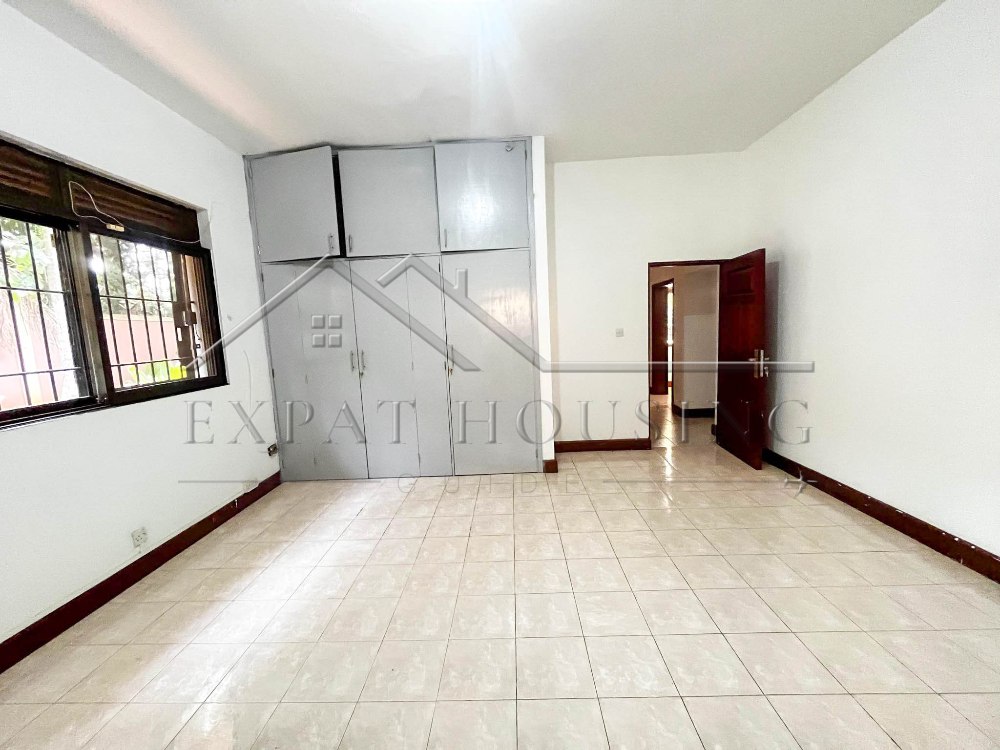 b356363a-9bec-460a-a4a5-c6d6997a5b72