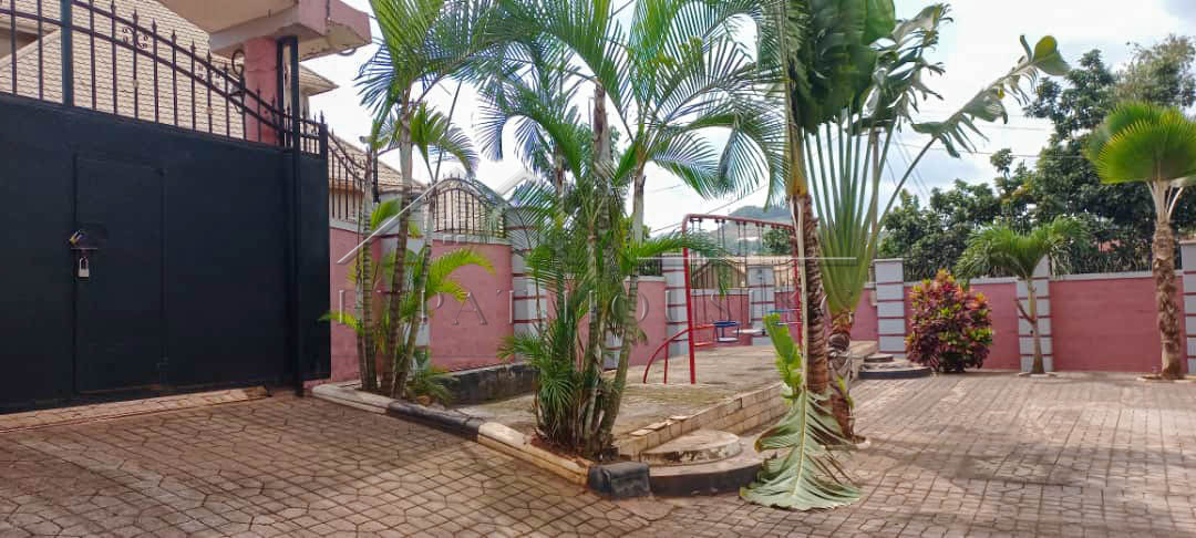 5227a44f-5196-42c5-8d42-89f7e5d680d0