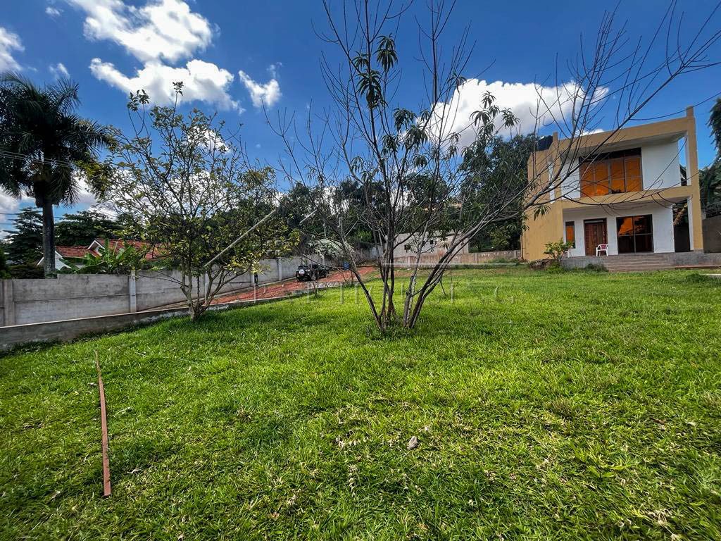 204b830b-f418-48ee-8b51-cbc6e7588eb6