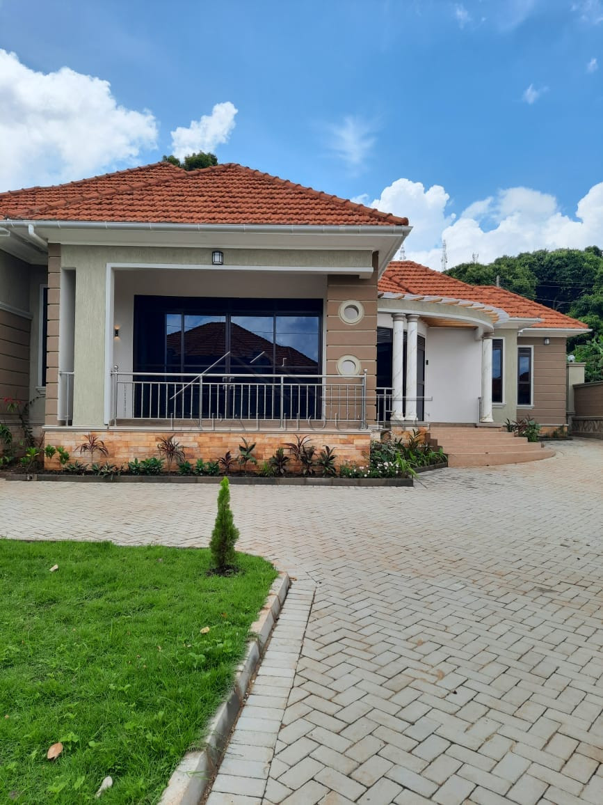 395210654_209263022188672_5207533838375940895_n