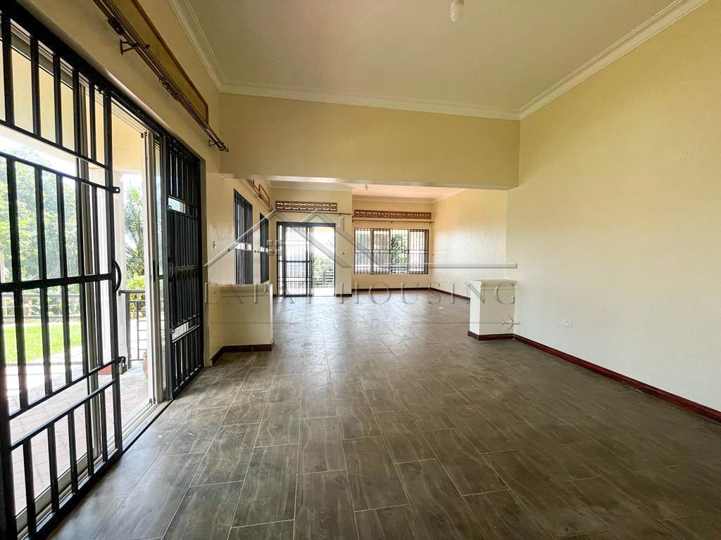 0ccaa7fc-dcce-456d-8cf8-fb2d913c7057-2