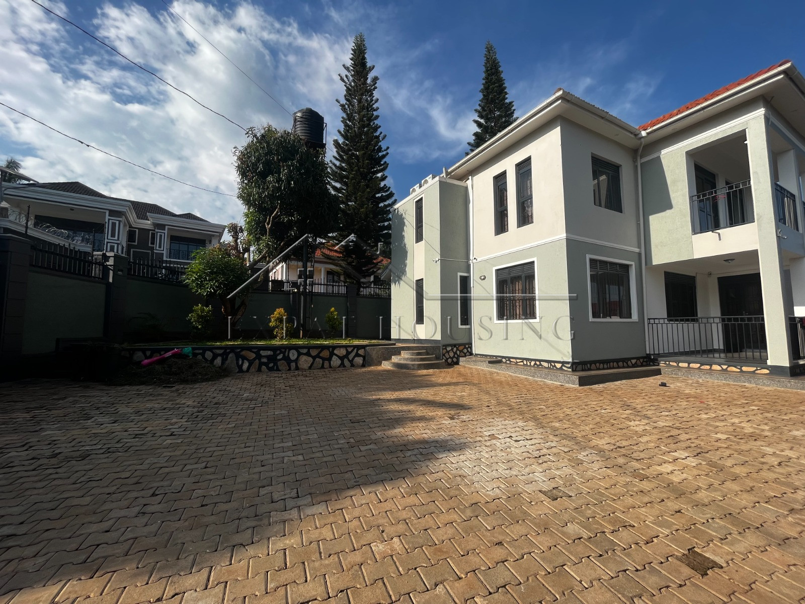 332a1857-e683-41f8-8d67-a3bd2e5020aa