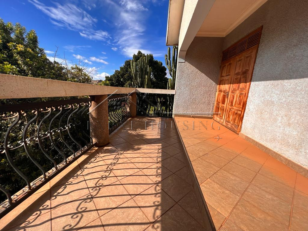 6ee68b94-1cb4-4d41-a851-530f5e6c1ef0