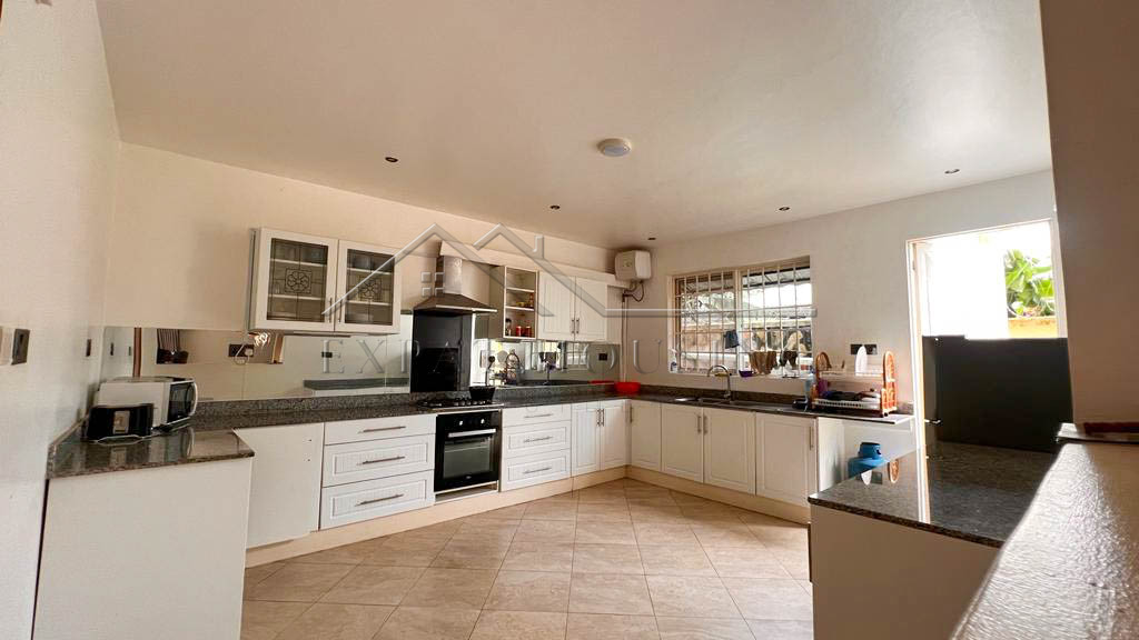 7702b8cb-7131-4b0c-9b0c-e7e29e5e8021