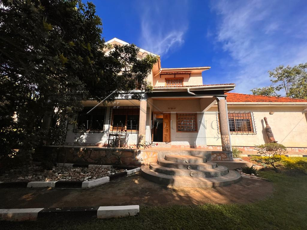 f7bf6348-e5a5-4aad-a32a-c5bdbcd745b0