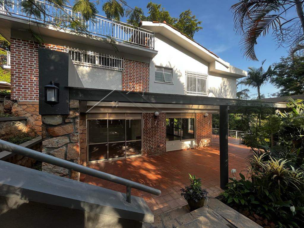 3b8c37f9-c6da-46ab-a83b-e0fd85f606de