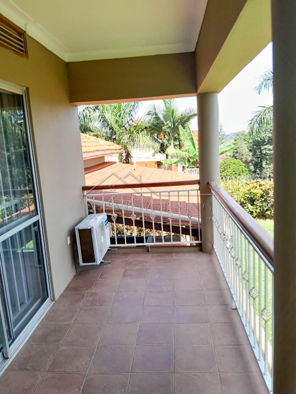 5006d3ca-993f-4888-a1f0-fc669f836e67