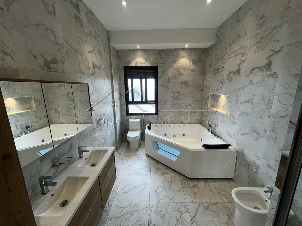 cc1730f5-2a12-414e-9ebd-86eccd6743af