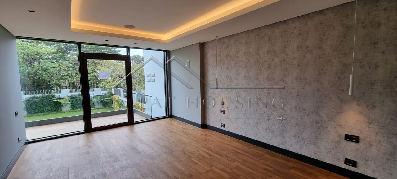 65ddb33c-4015-4ffa-b728-5f338023fca5