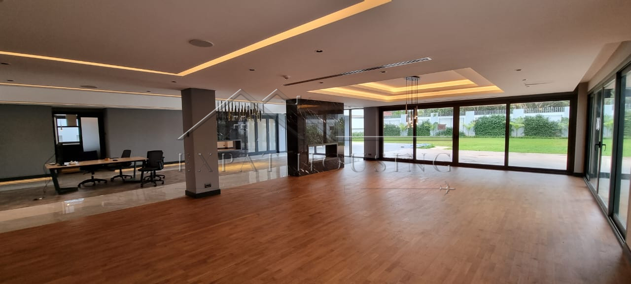 e7b94a1d-62b7-4c26-8223-4cf6a453e35f