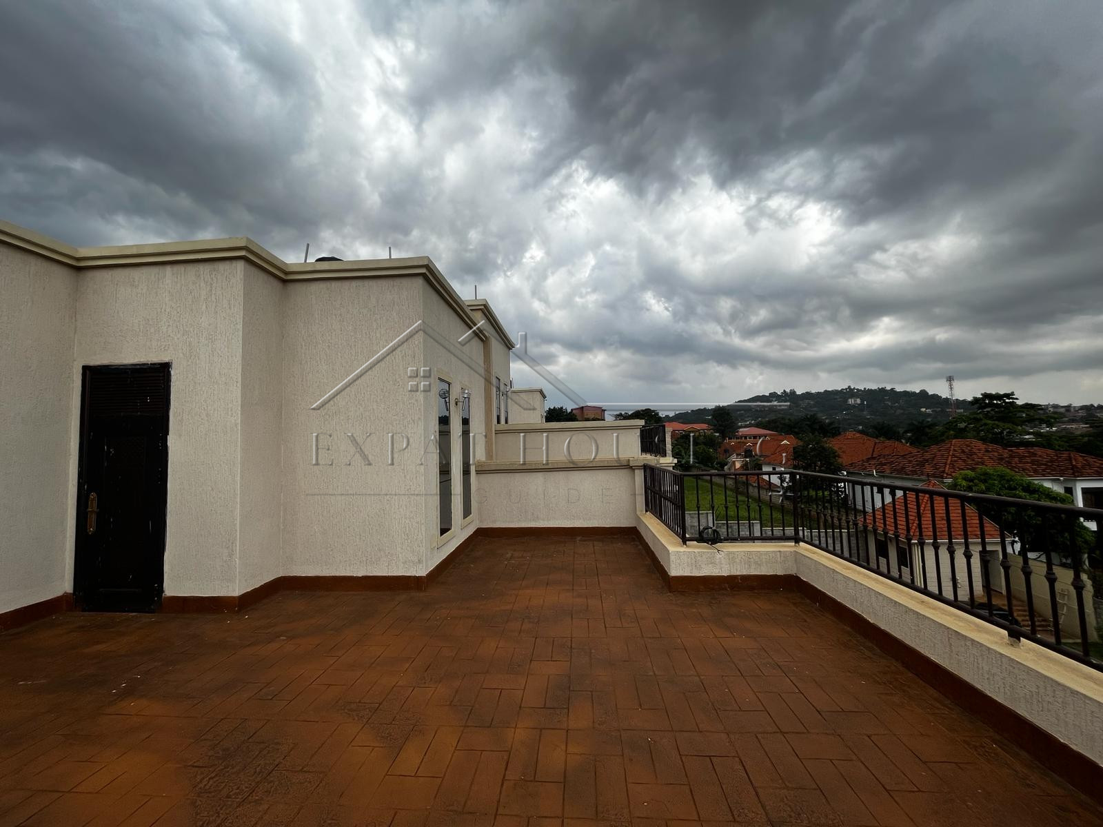 ec72b071-4c0a-4333-ac56-3a3e5581bbca