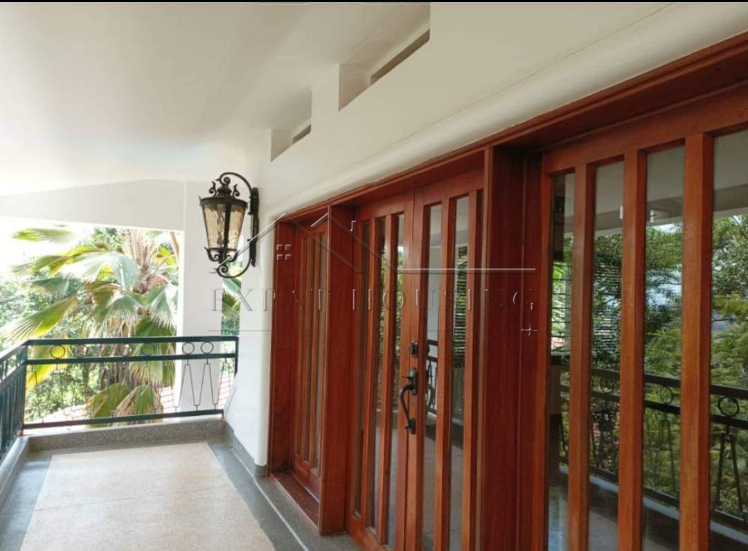 f26ae9f6-cf7d-4edc-a46f-c6b6a0d8e72e