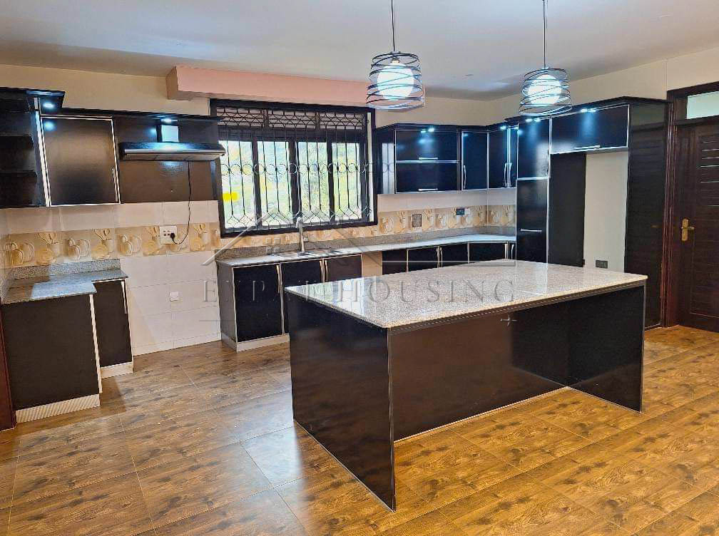 0fa307c9-512c-4fe1-acd1-2e2e04700d05