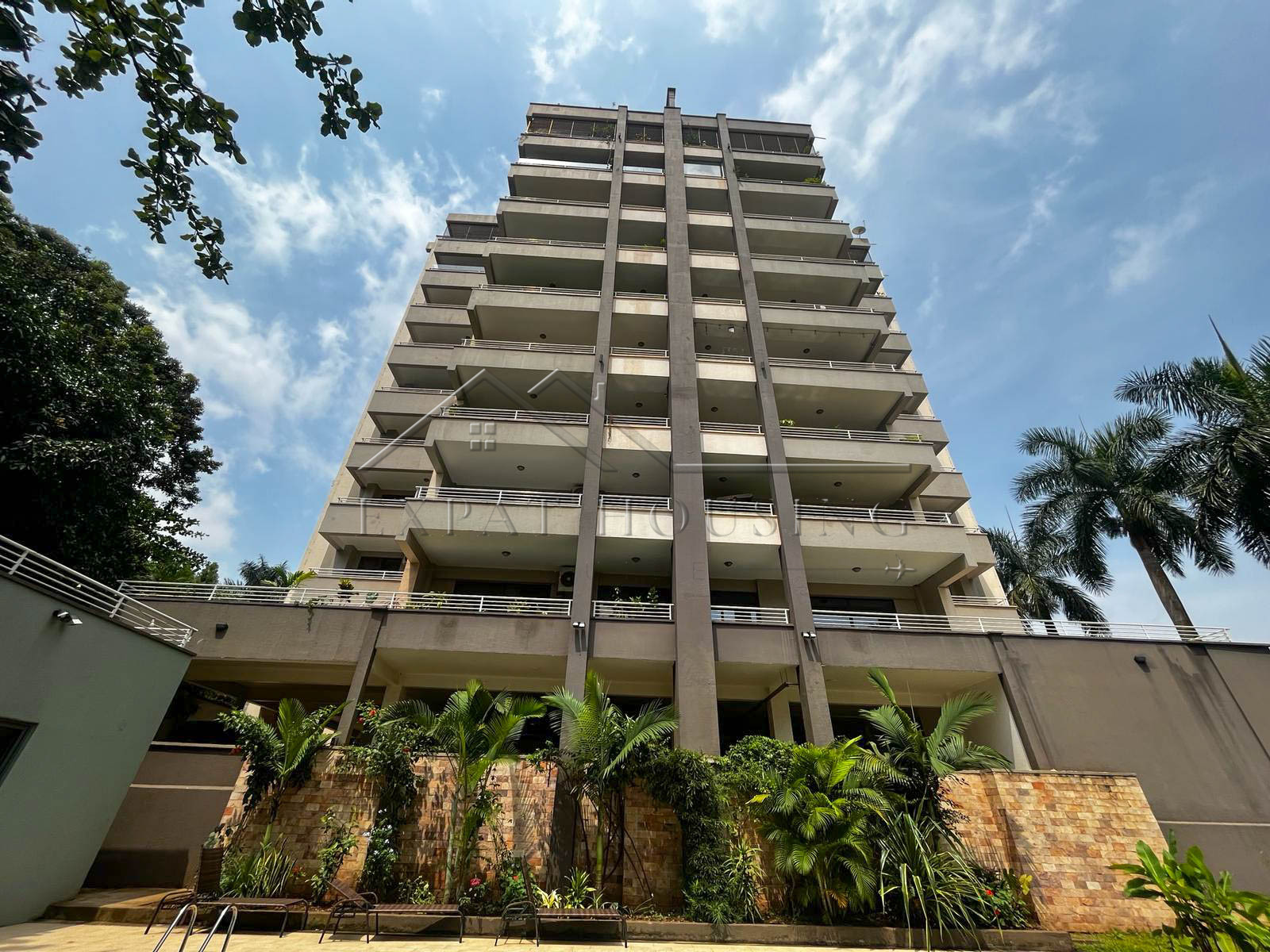 2066eb13-1276-40da-bd5e-714dbc567c94