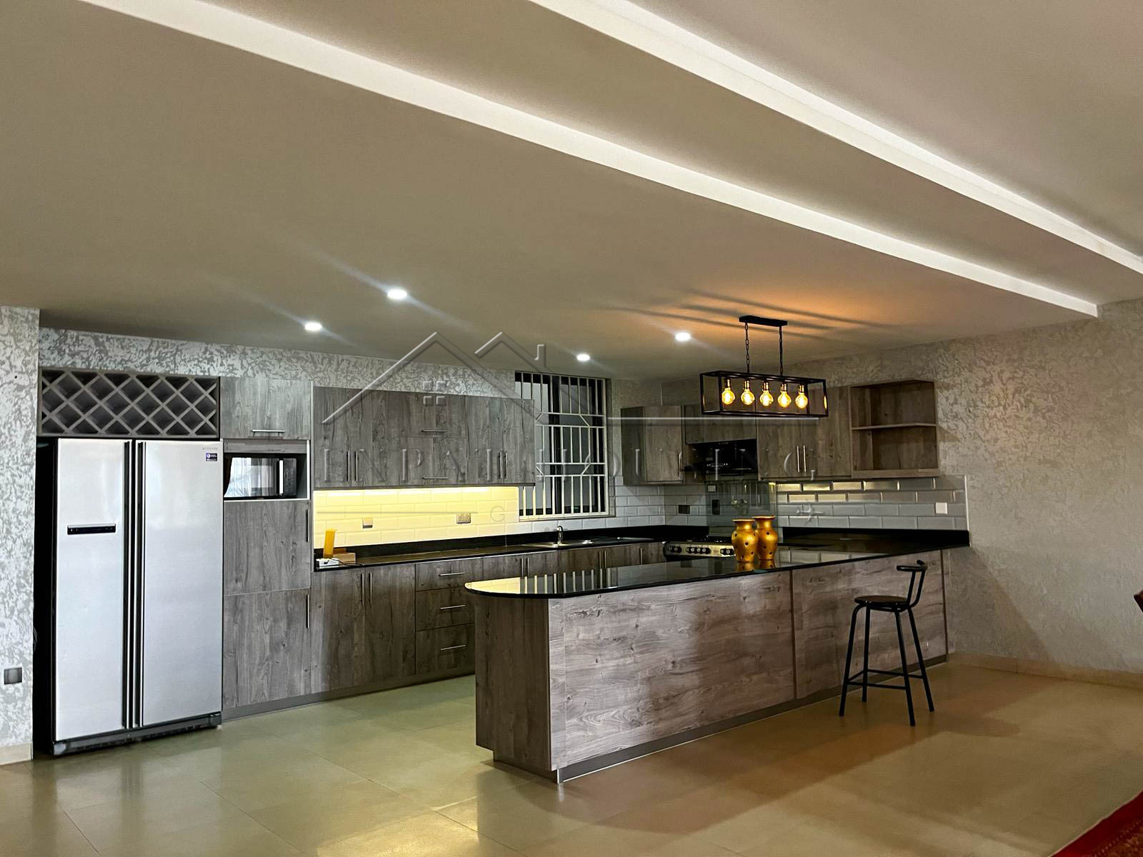 6fff30db-6e6a-4ab7-9d1b-5351699385e8