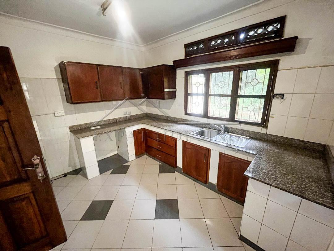 7753c649-8f7a-428c-b115-ade603044dbd