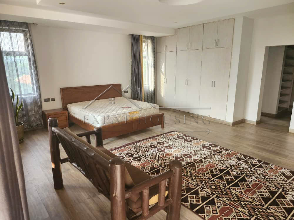 834bf92e-94c8-4b5d-8854-015308ab6af3