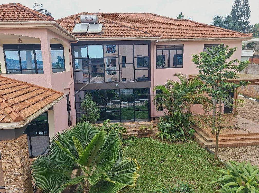 8a865ba2-73b4-4225-a9d9-43ba4c9c6b07