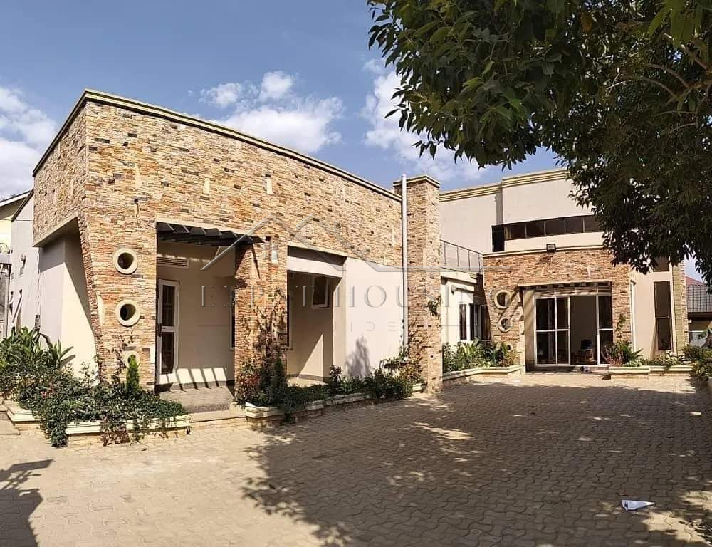 7441a5e5-3060-4687-94d7-4e6feb9378ca