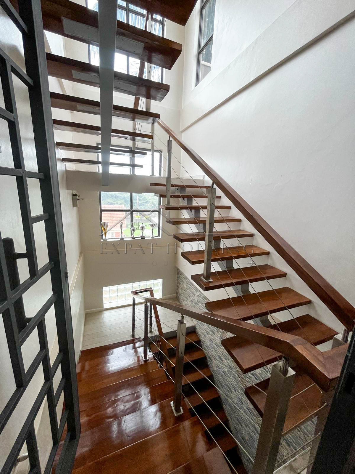 795c5a55-d1a1-4ade-9dd0-ad869e5f538a