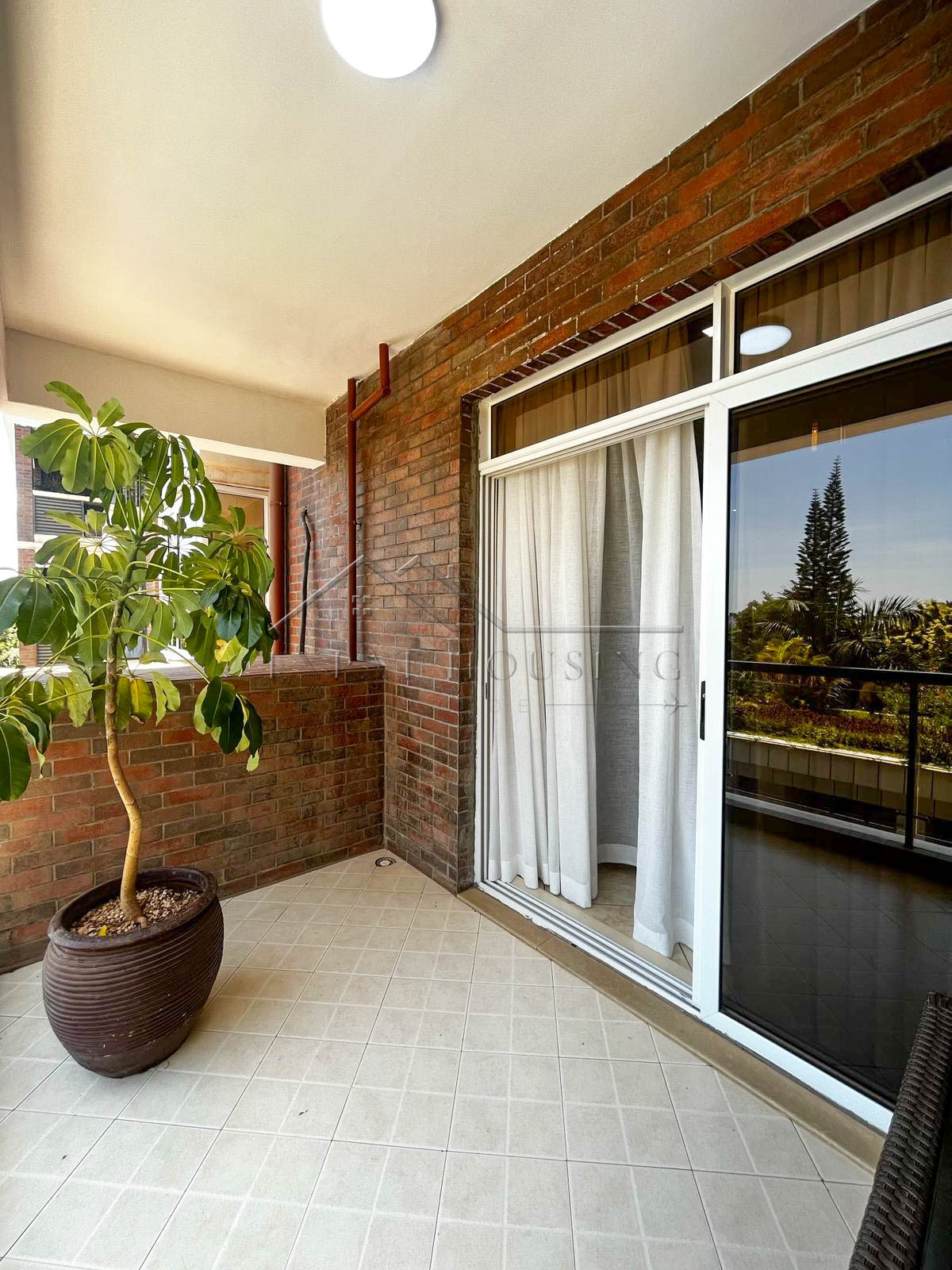 e981ad90-74eb-4efd-8944-b7a0e2cff86e