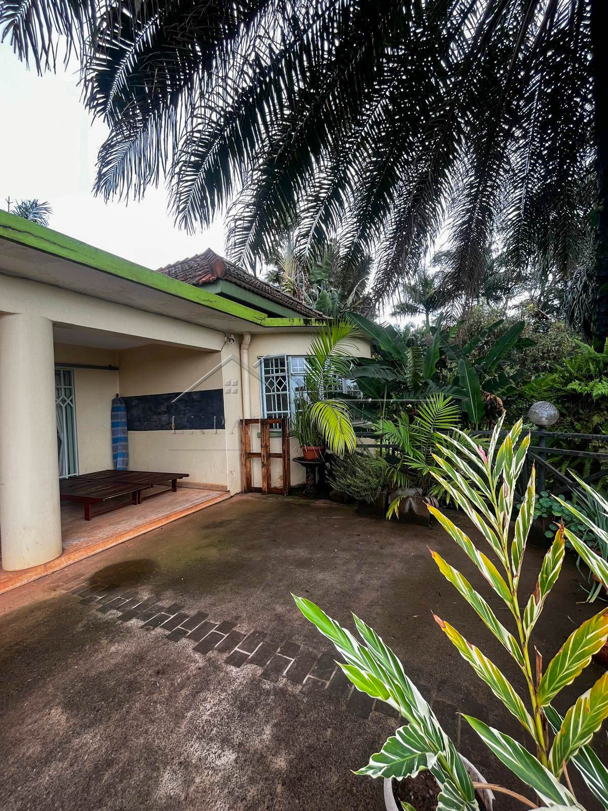 40ecf76f-b261-4751-97a5-48b6a9b92b8d