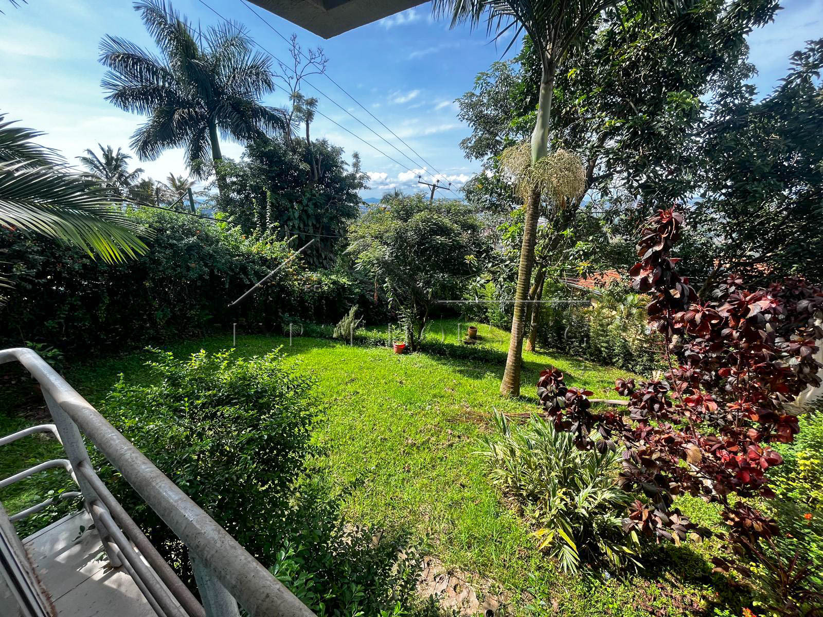 6fd6c35a-e840-44e1-8b6c-3b732140a3af