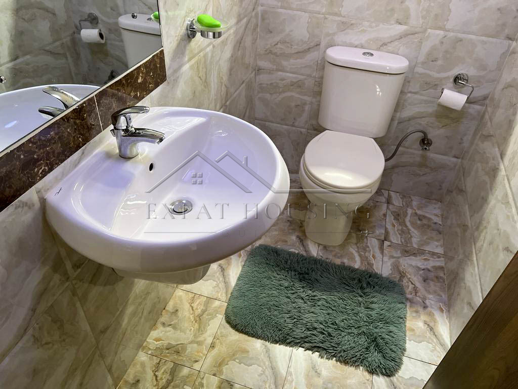 7e95b123-ab69-4abb-ac36-8a661aa9cdac