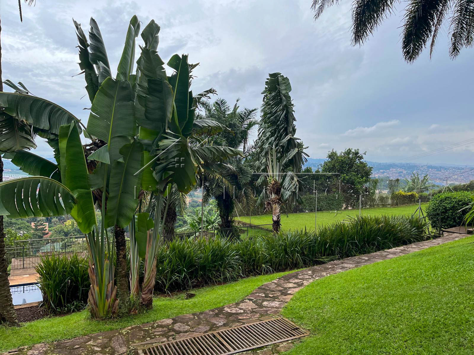 a2886391-fbcb-4c27-af2f-8ab064483fe0