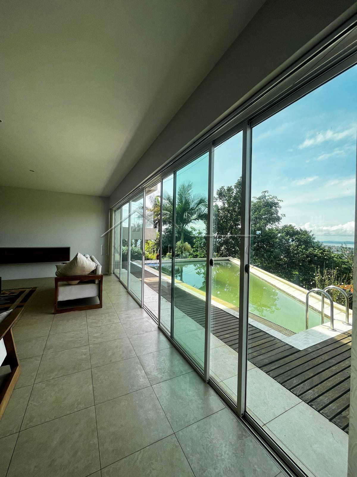 cc69b04c-f757-48b8-acea-c332a94f1132