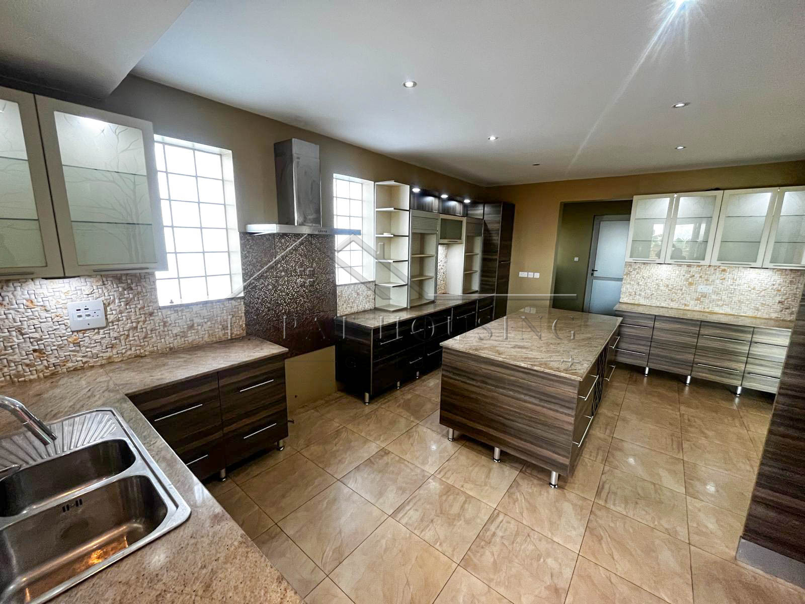 df41e6e9-088d-40f6-98b0-35eea4f658c9