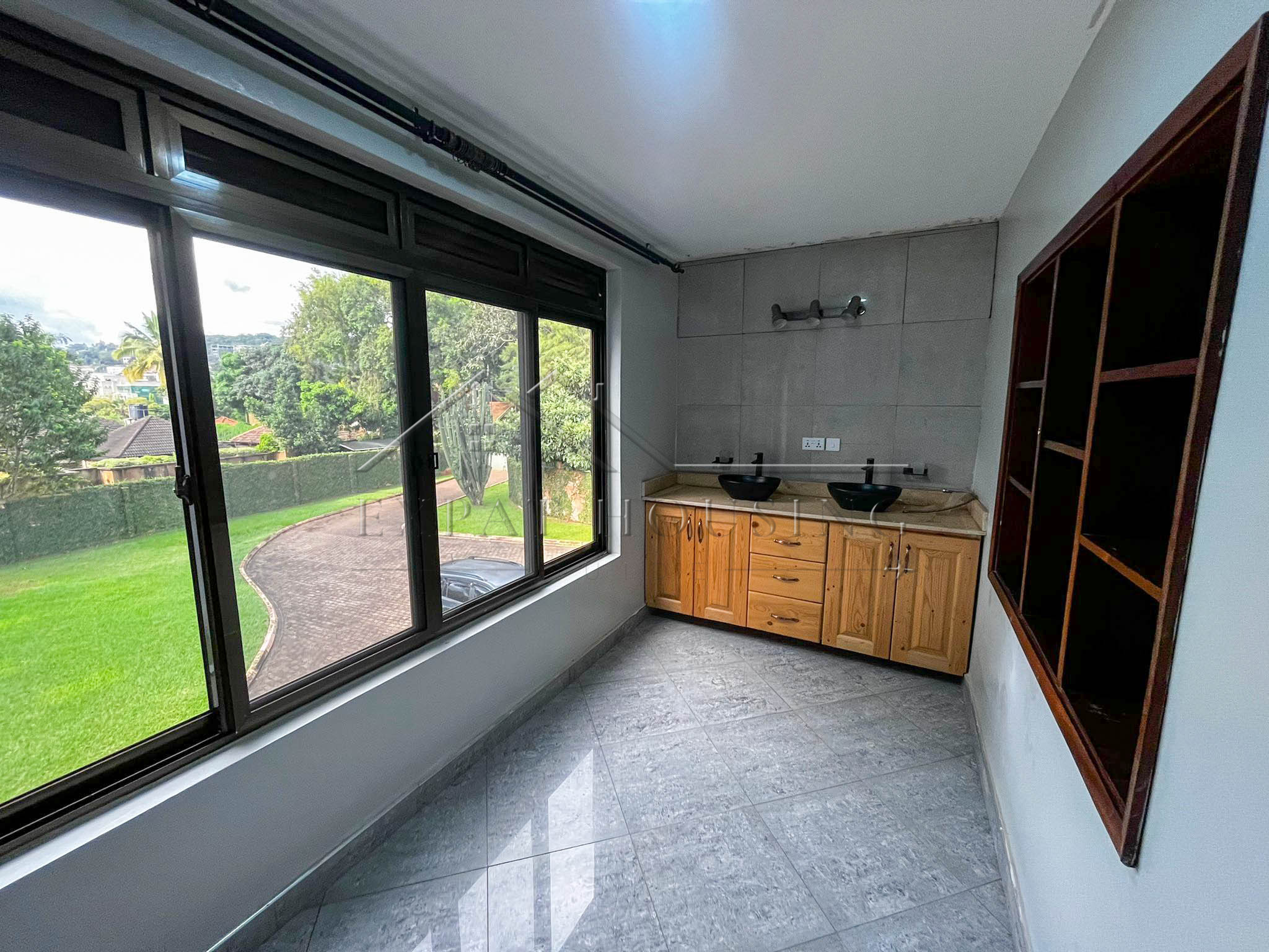 6fc7970d-8038-49ec-a3bf-04112409f735