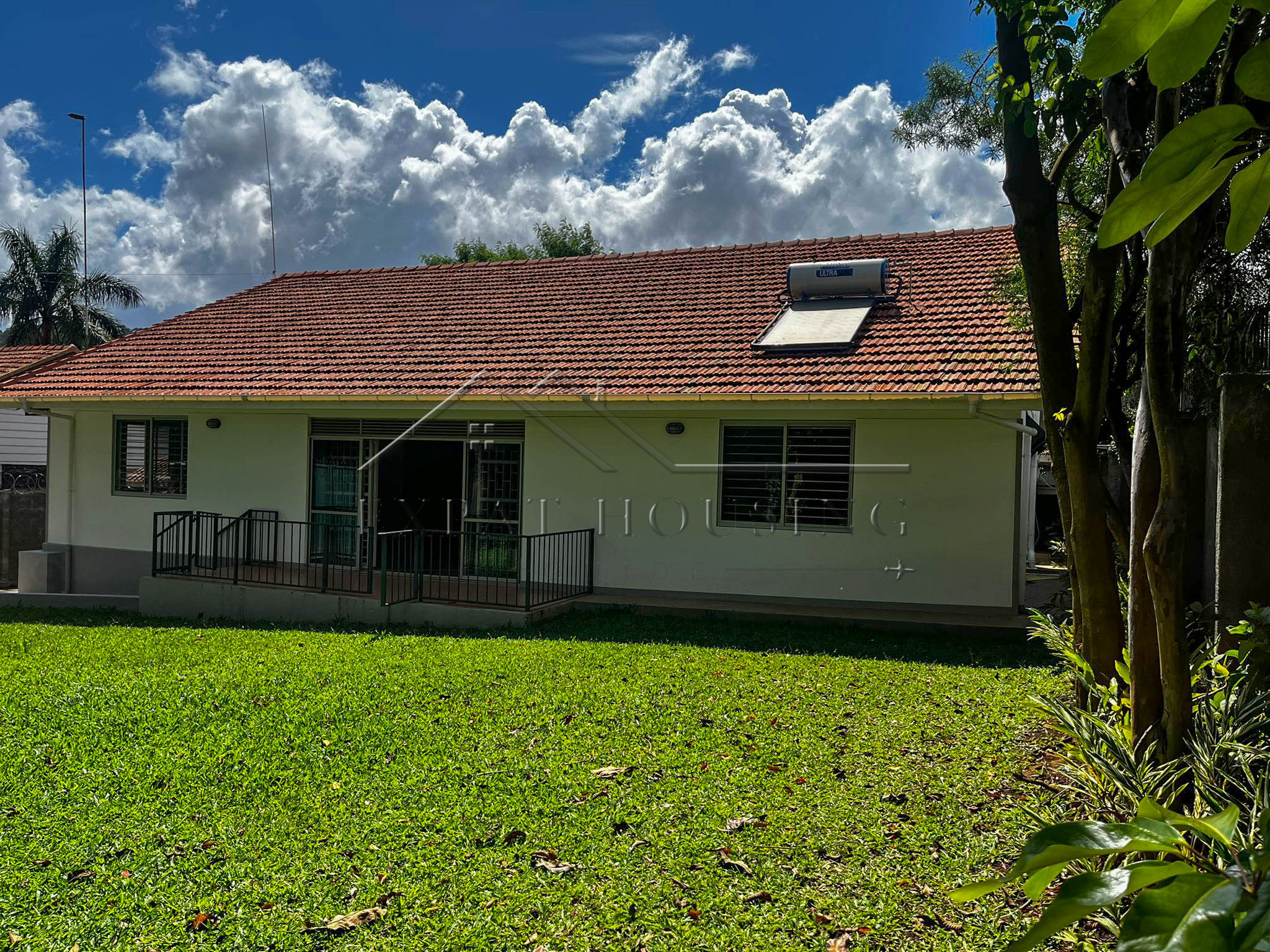 8a03b73d-4feb-492c-91ab-76ff916e3dbb (1)