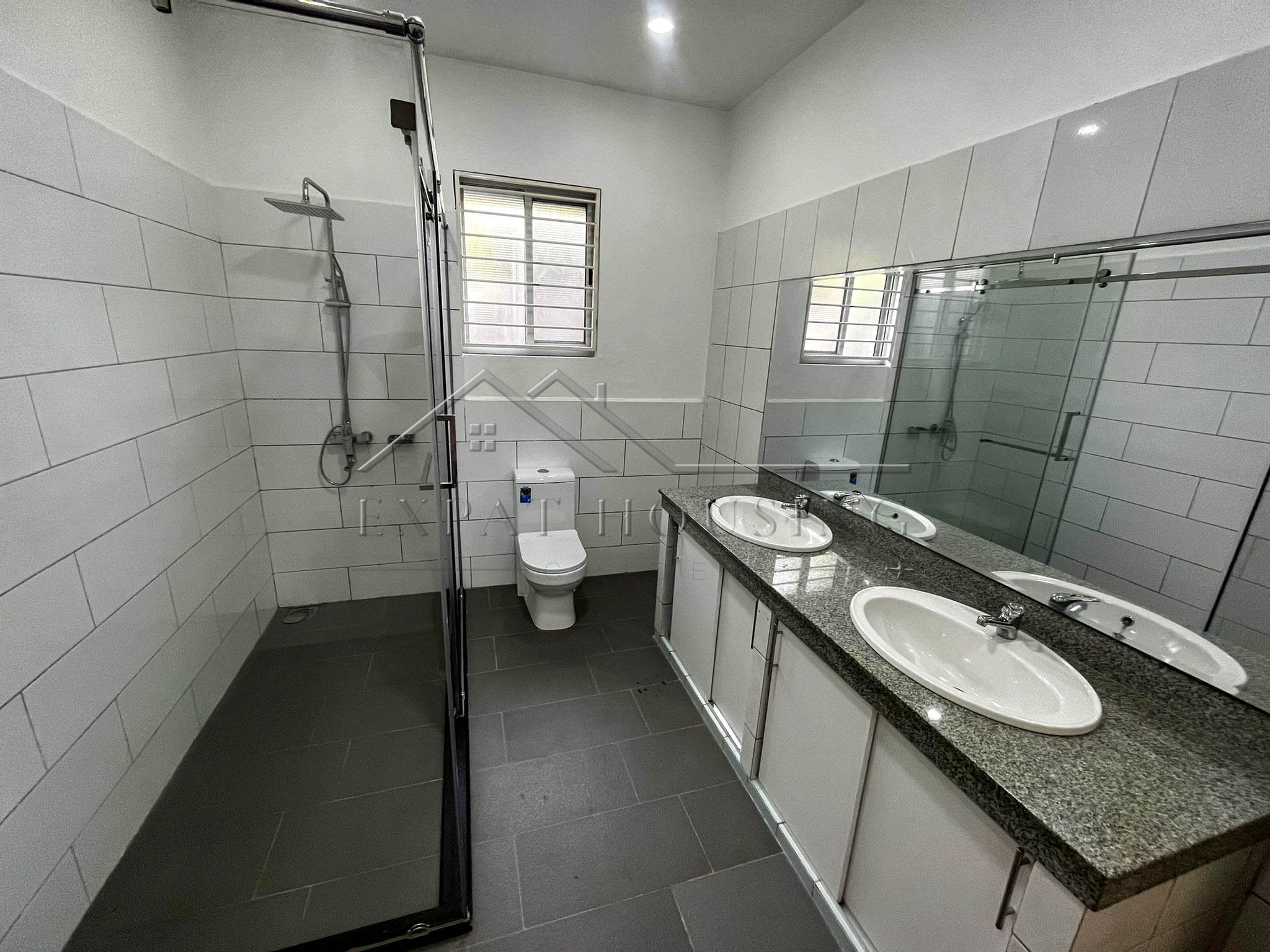 bb4fb365-d476-4726-b331-c1164f687f3e