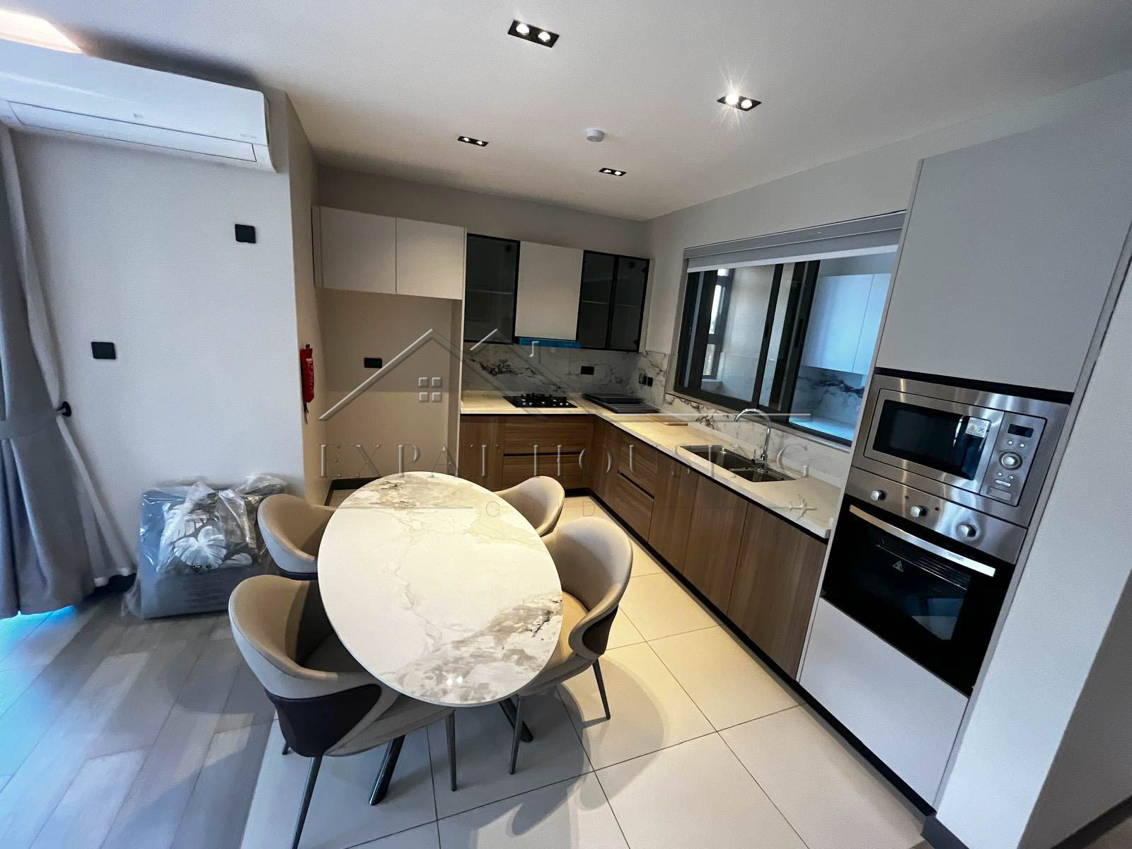 67e0dbfe-f36b-4ace-a1e5-8c12e3bda15e