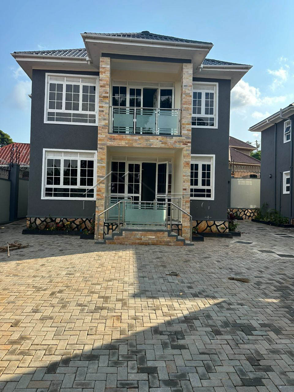 9ed29a28-f2d8-4942-b4af-c26ed380a80a