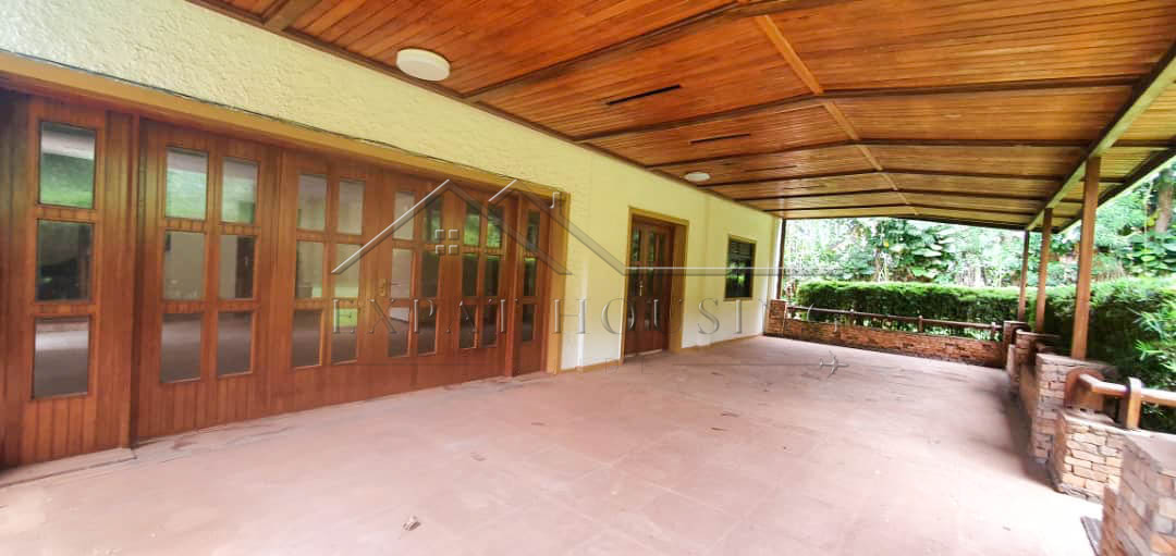 cdf28118-62f2-4afe-8b7a-e761c75d63f5