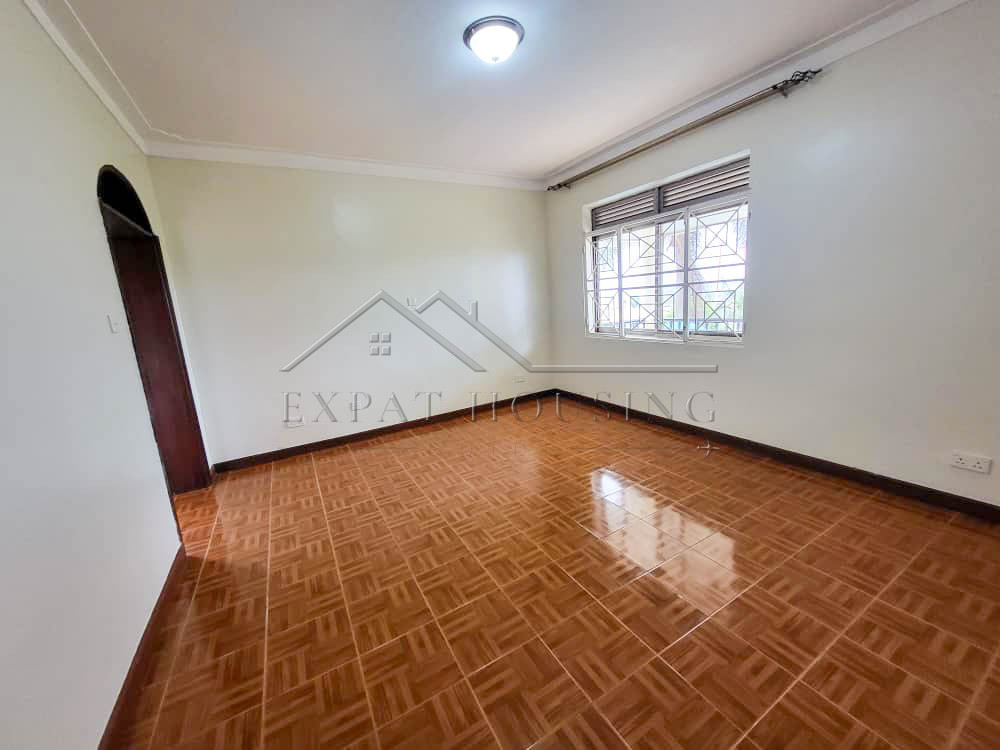 1070997d-eb22-4abc-b3e2-8563d69db3b9