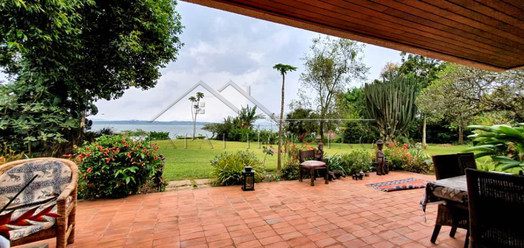 5b0f9df2-9754-4db0-9d76-8de7dc2bc741