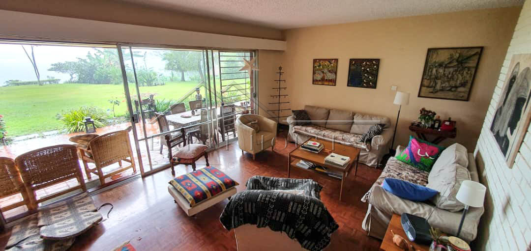 c1390ec5-7799-4a37-a347-4f6117f0cae5